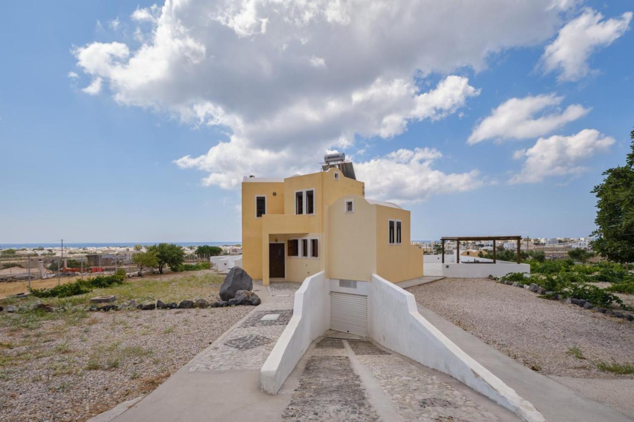 Private Evgenia With Swimming Pool * Perissa (Santorini)