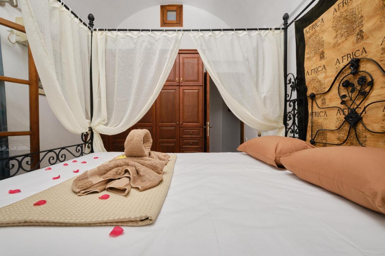 Private Evgenia With Swimming Pool Villa *